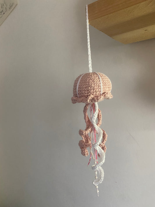 Méduse à Perles !